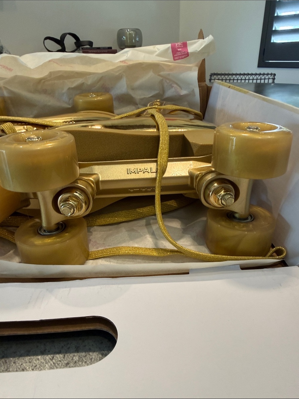 Gold Marble Gift Box - Picture 4 of 4